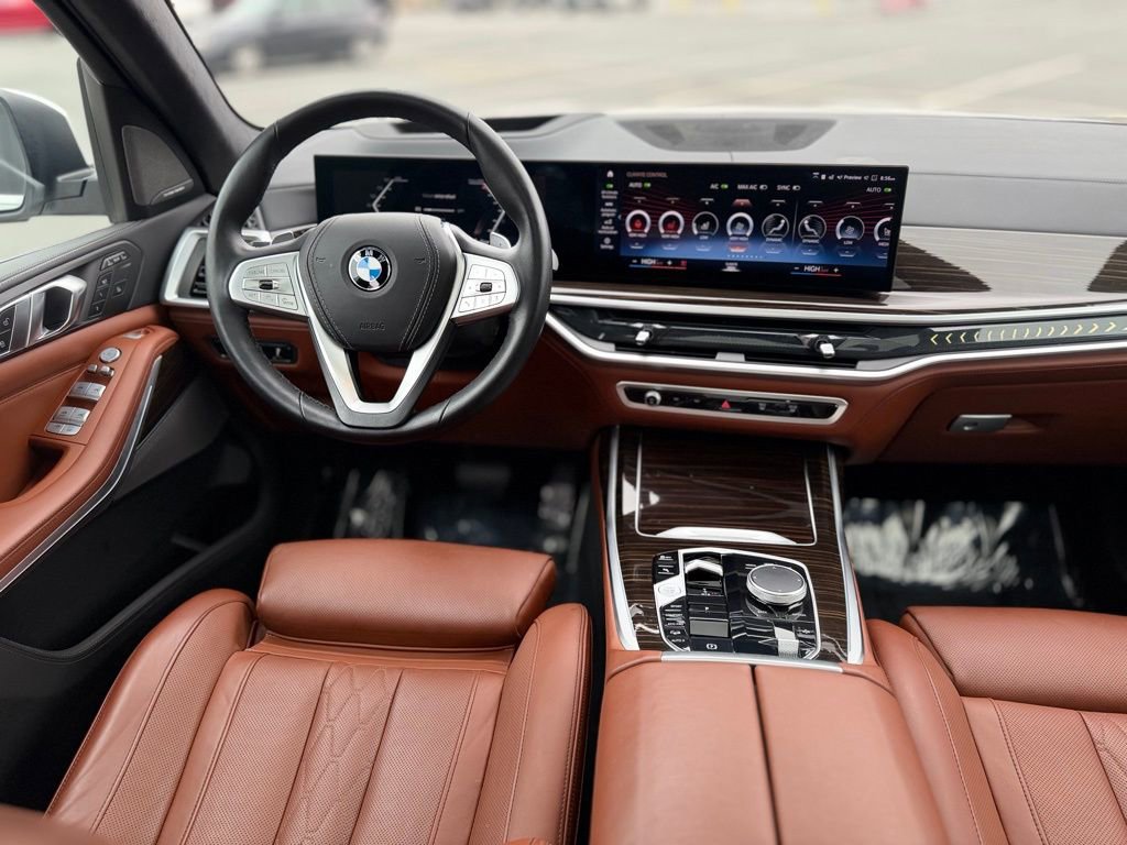 Certified 2023 BMW X7 xDrive40i w/ Premium Package image 11