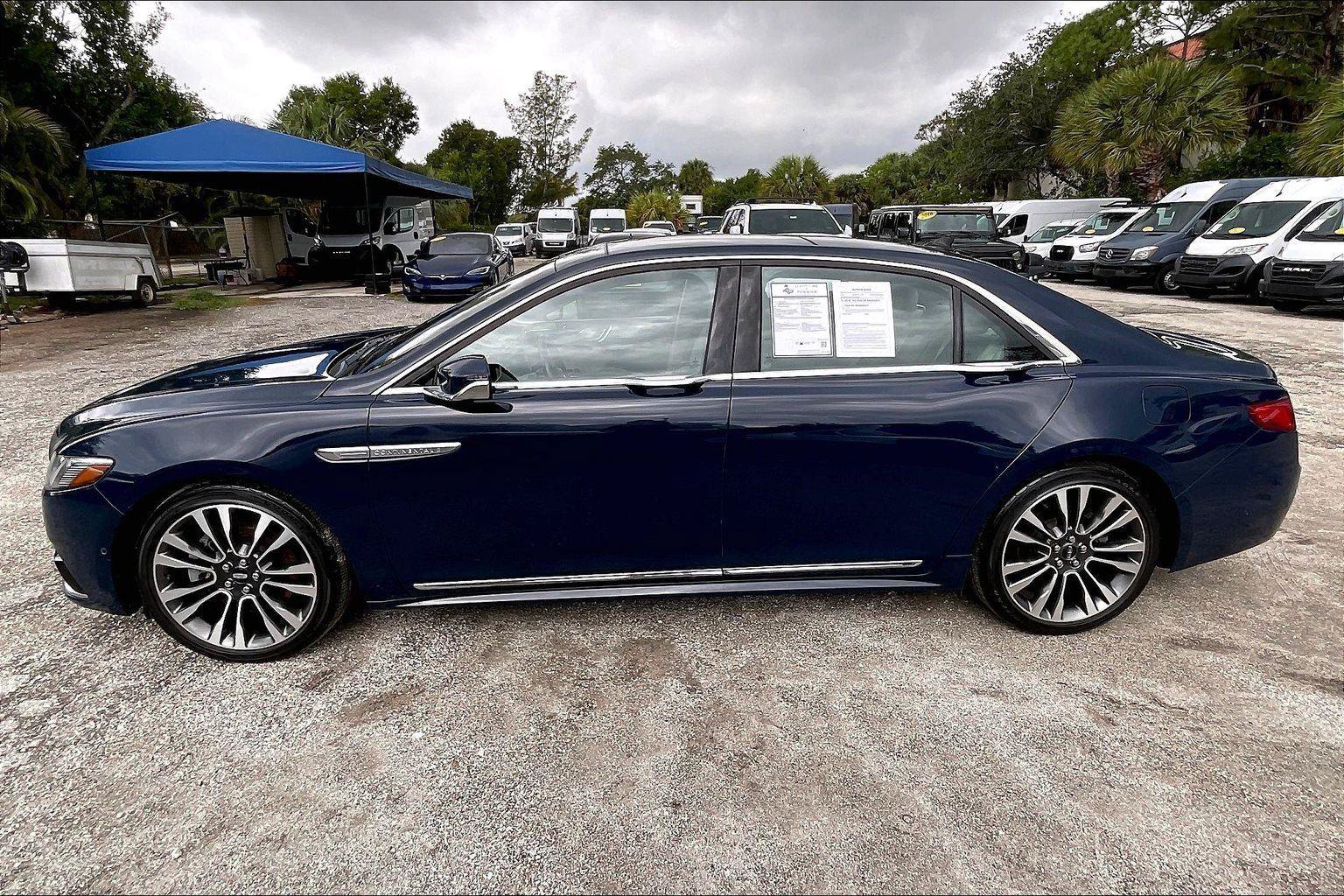 Used 2019 Lincoln Continental Reserve AWD/4WD image 30