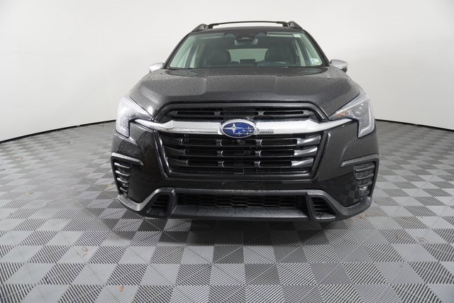 Certified 2023 Subaru Ascent Limited w/ Technology Package image 2