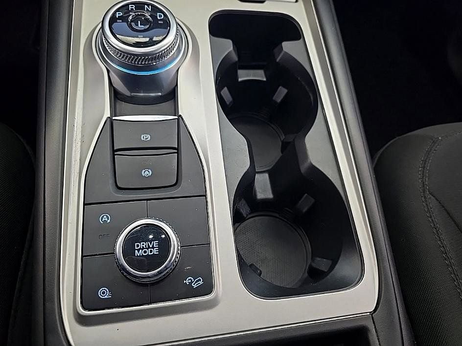 Used 2024 Ford Explorer XLT w/ Class IV Trailer Tow Package image 20