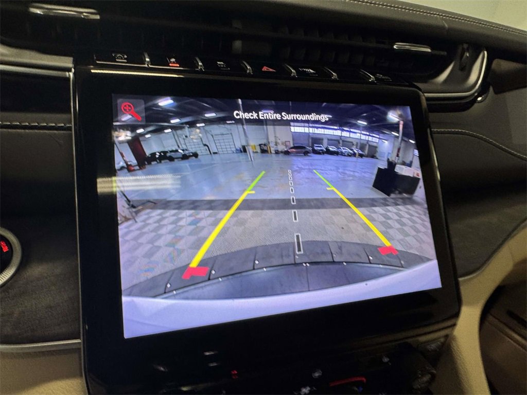 Used 2022 Jeep Grand Cherokee L Limited image 23