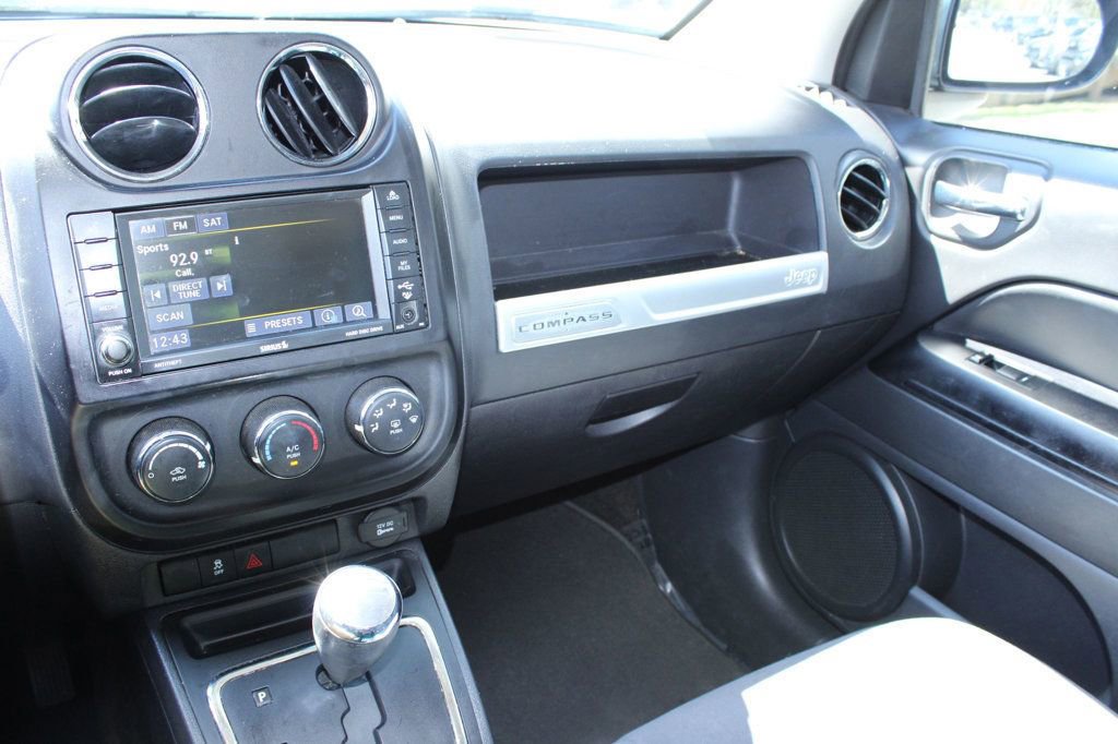 Used 2016 Jeep Compass Sport w/ Power Value Group image 33