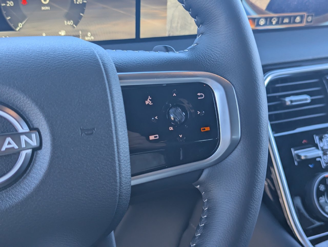 New 2027 Nissan Armada Platinum AWD/4WD image 17