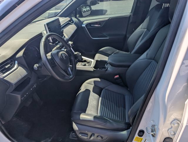 Used 2022 Toyota RAV4 XSE w/ XSE Grade Weather Package AWD/4WD image 13