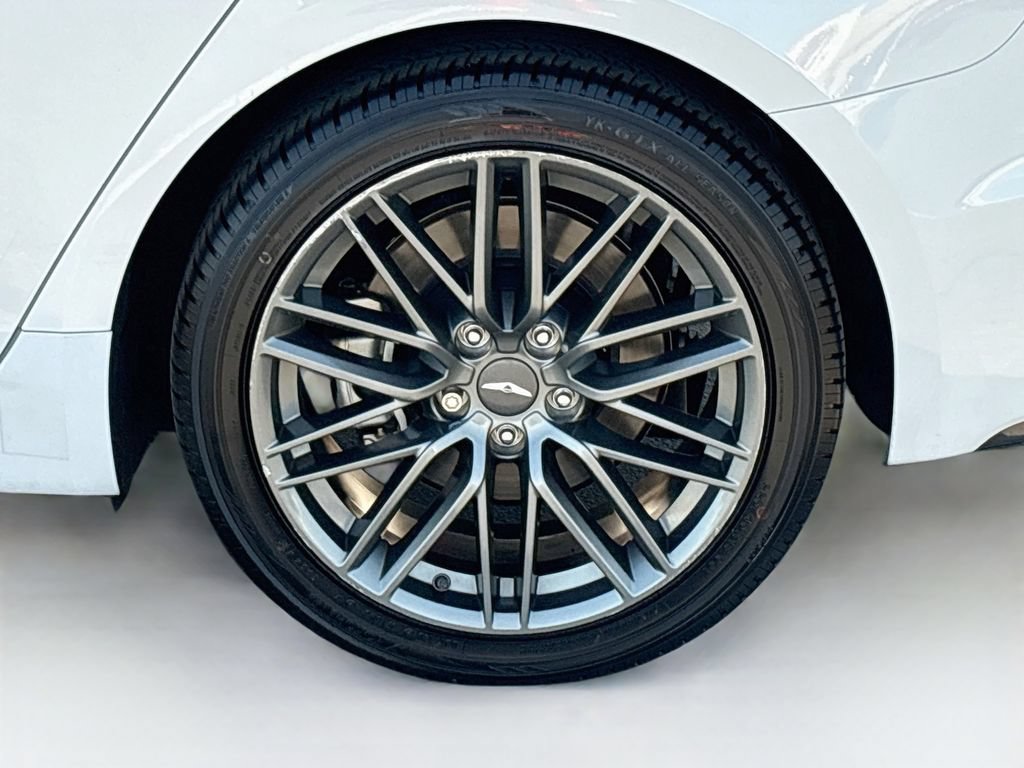 Used 2019 Genesis G70 2.0T Advanced w/ Prestige Package AWD/4WD image 31