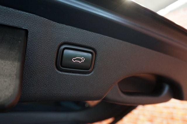 Used 2018 Kia Sorento EX AWD/4WD image 43