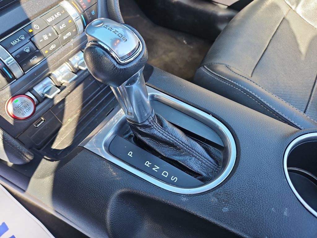 Used 2019 Ford Mustang Premium RWD image 25
