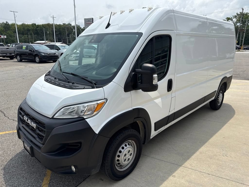 Used 2025 RAM ProMaster 2500 w/ Convenience Group FWD image 10