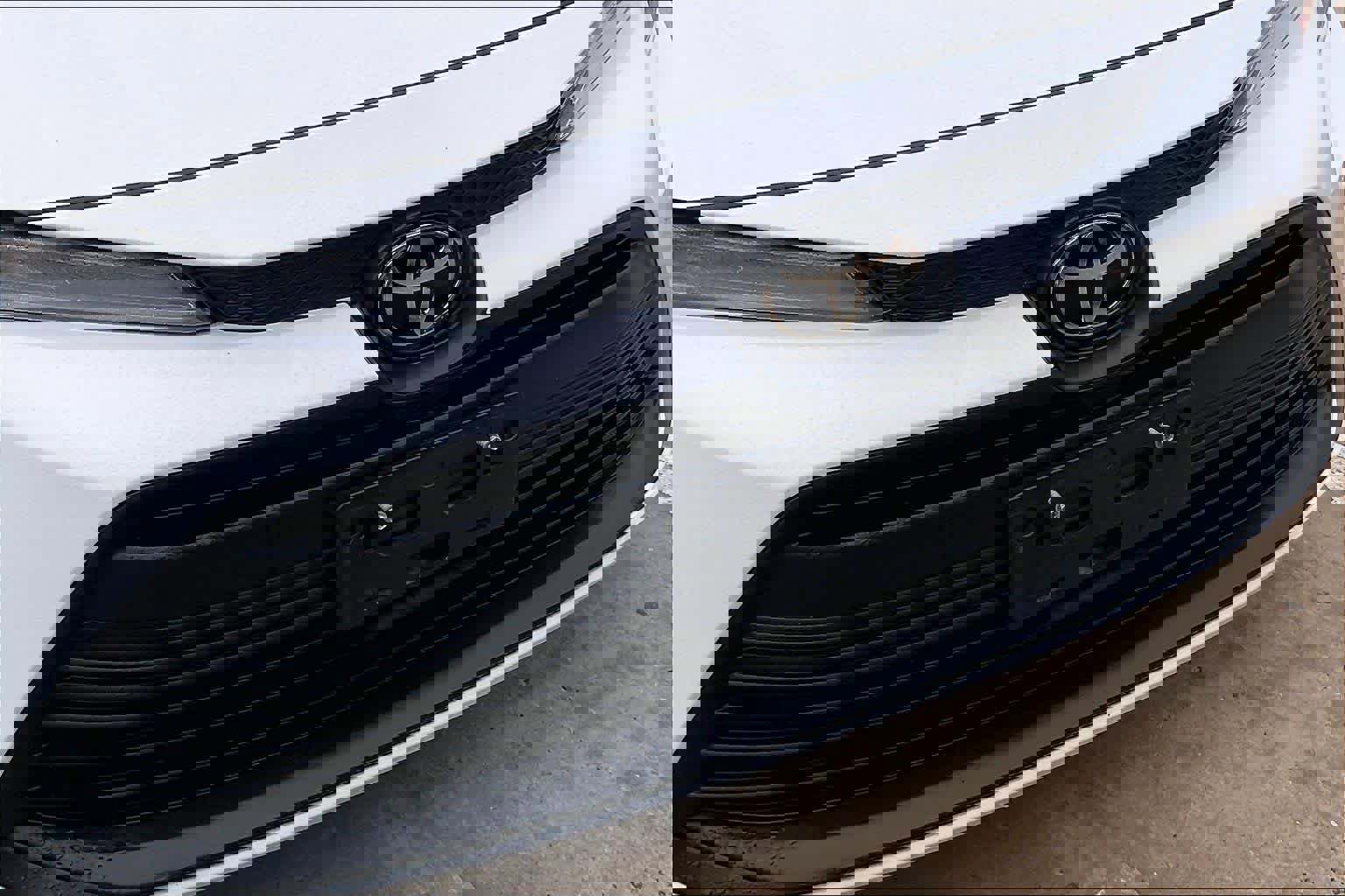 Used 2024 Toyota Corolla LE FWD image 28