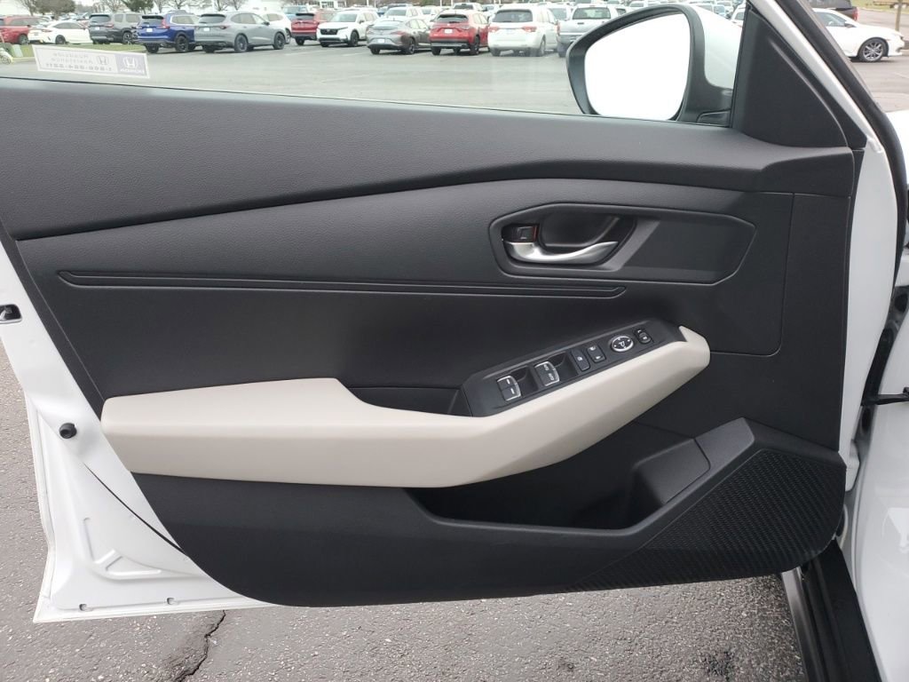 Certified 2023 Honda Accord LX image 28