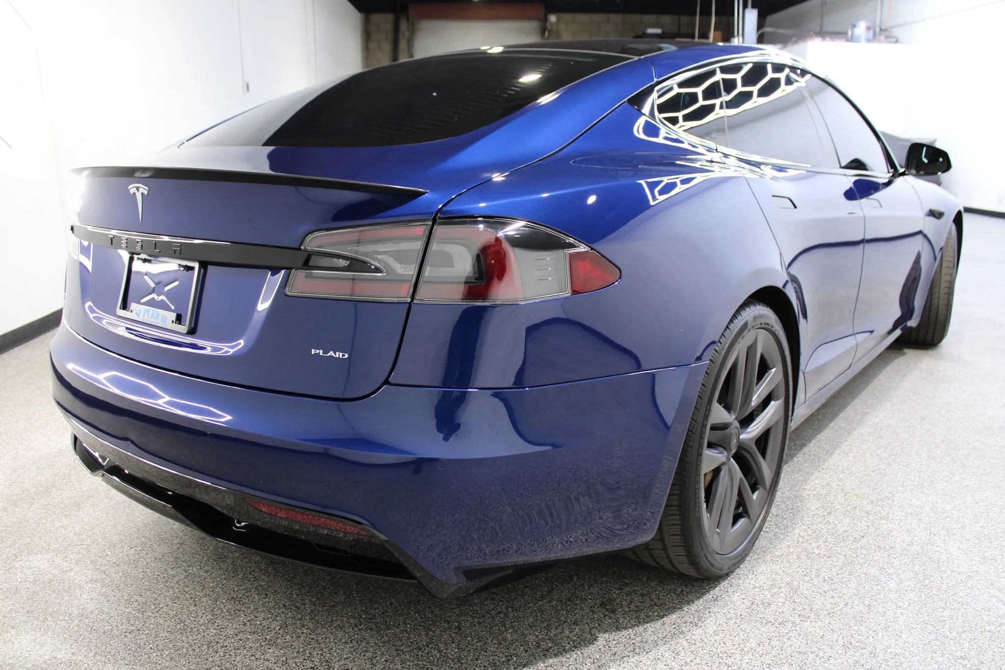 Used 2022 Tesla Model S Plaid image 7