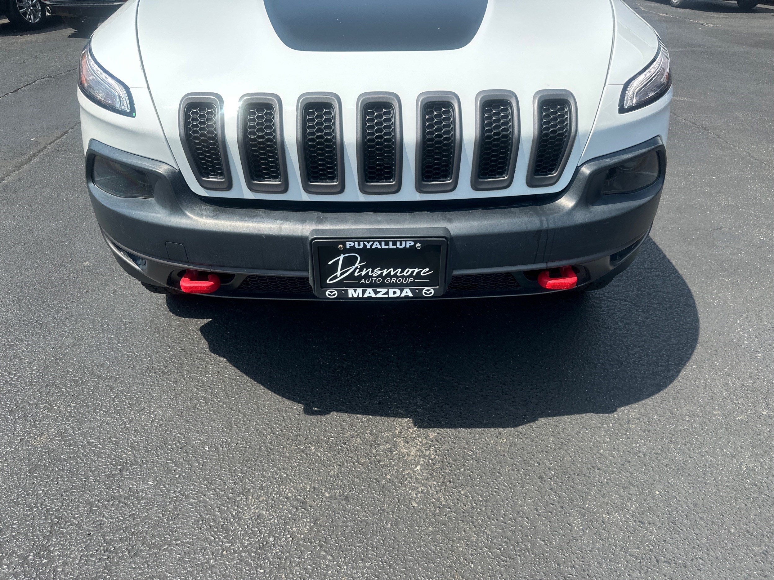 Used 2016 Jeep Cherokee Trailhawk w/ Leather Interior Group AWD/4WD image 24