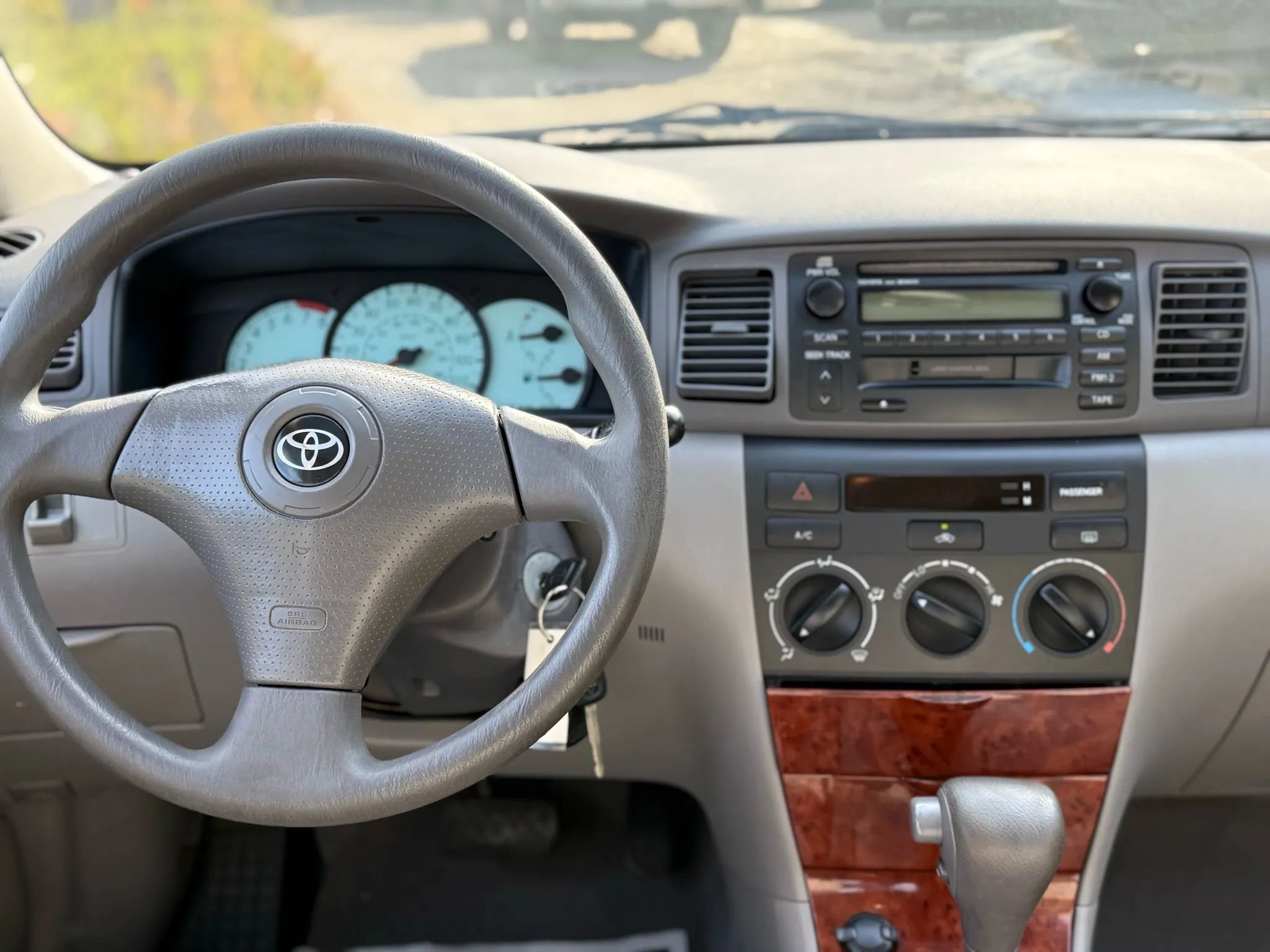 Used 2003 Toyota Corolla LE image 19