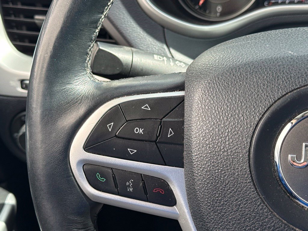 Used 2017 Jeep Cherokee Limited FWD image 15