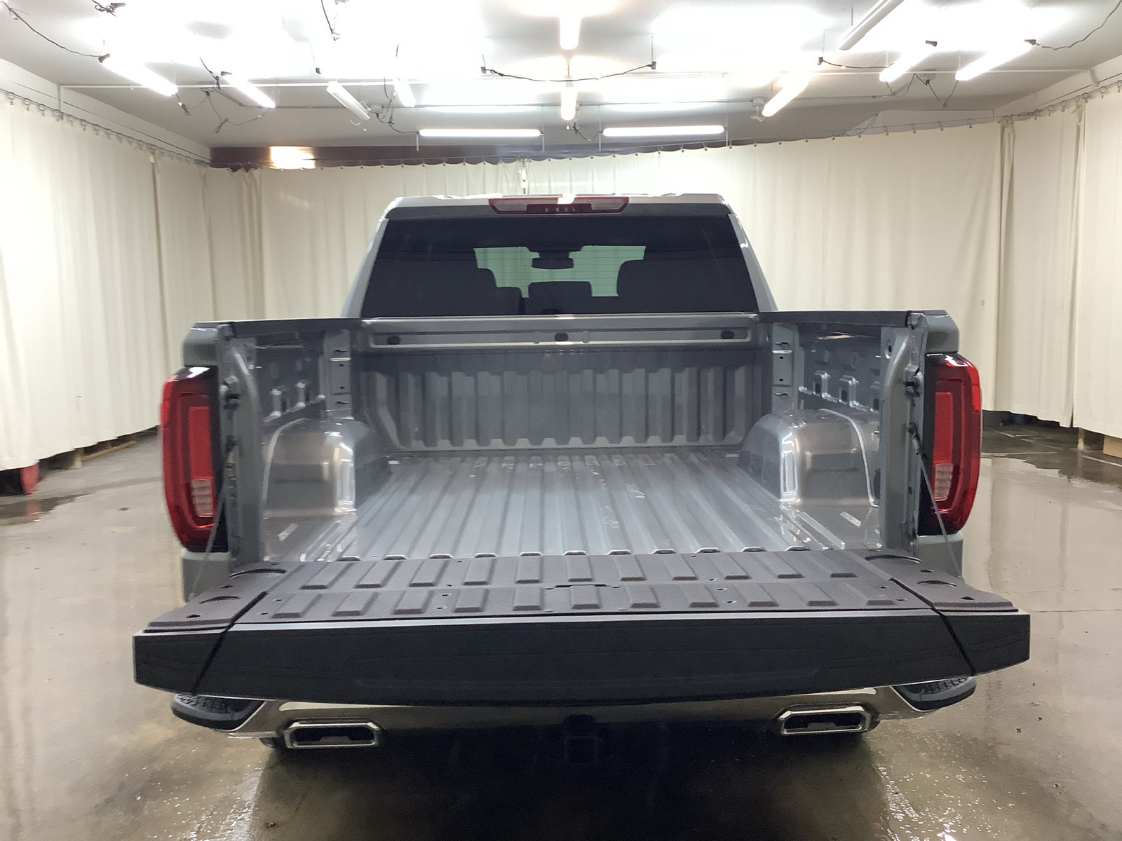 New 2026 GMC Sierra 1500 SLT w/ SLT Convenience Package AWD/4WD image 7