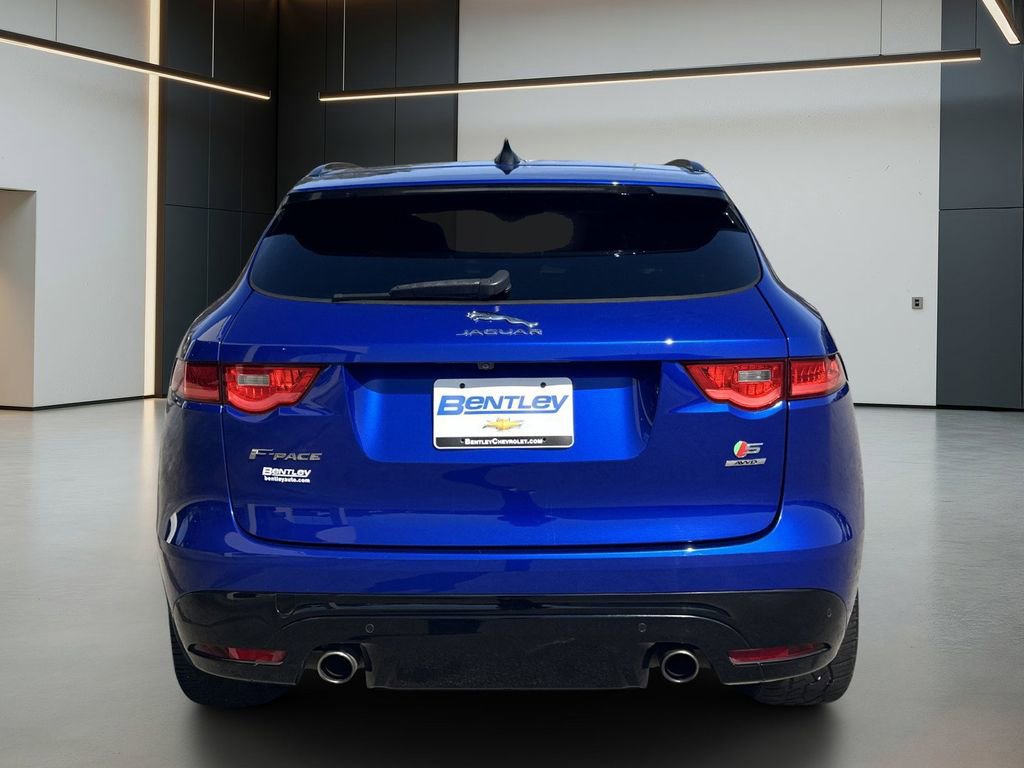 Used 2020 Jaguar F-PACE S image 5