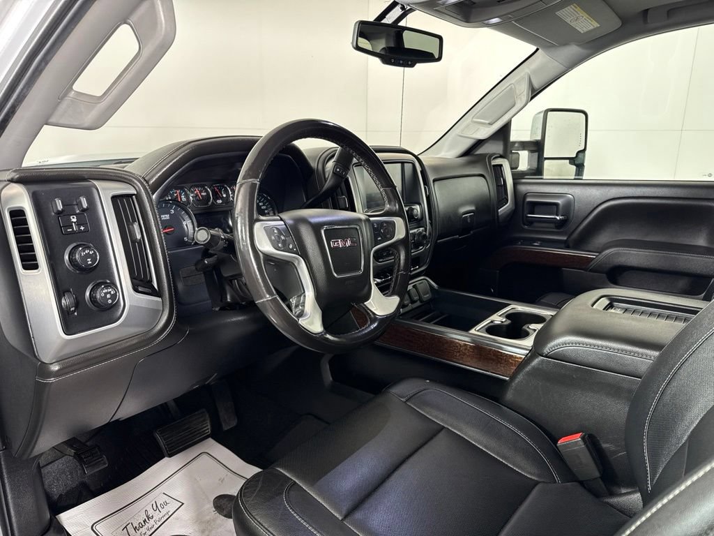 Used 2018 GMC Sierra 3500 SLT w/ Duramax Plus Package AWD/4WD image 9