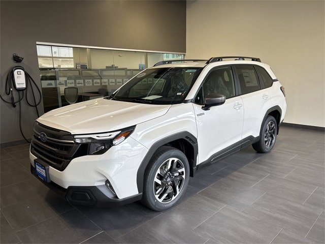 New 2025 Subaru Forester Premium image 3