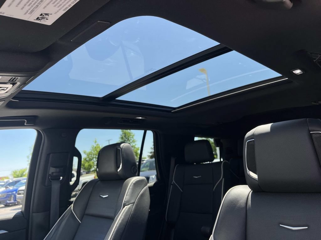 Certified 2025 Cadillac Escalade Sport AWD/4WD image 76