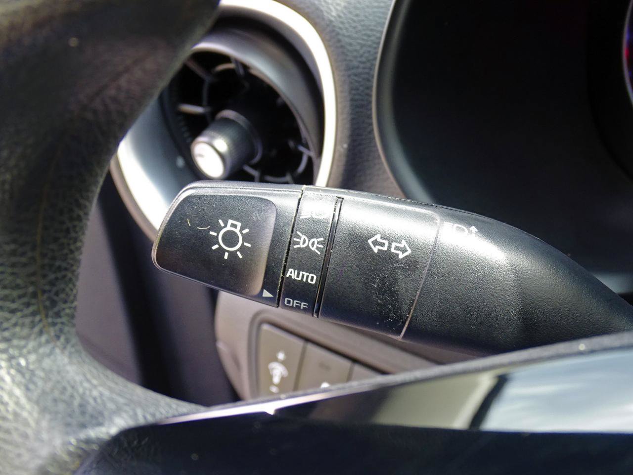 Used 2024 Kia Forte LXS w/ LXS Technology Package FWD image 25
