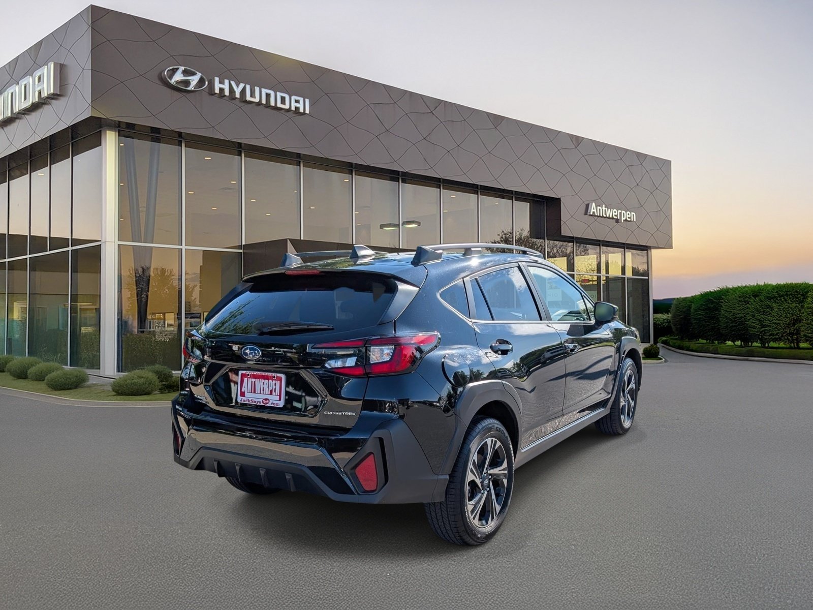 Used 2025 Subaru Crosstrek 2.5i Premium AWD/4WD image 3