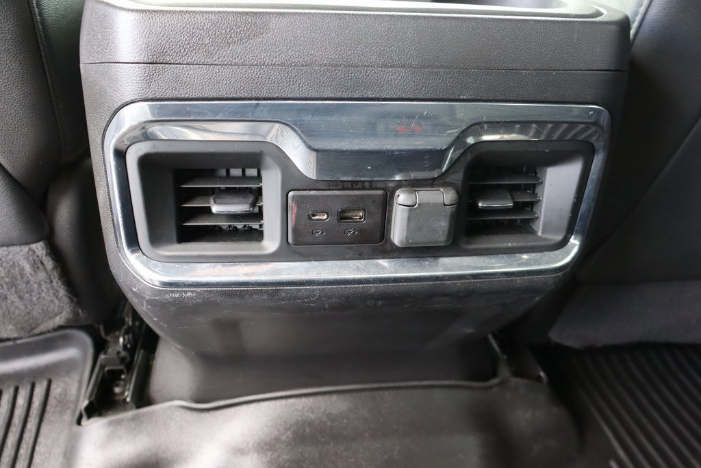 Used 2022 GMC Sierra 3500 SLT w/ SLT Convenience Package image 20