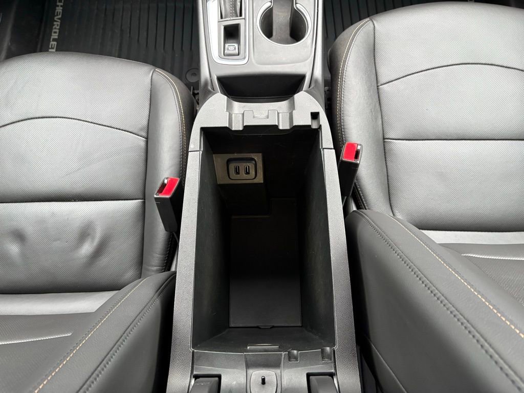 Used 2018 Chevrolet Equinox Premier image 17