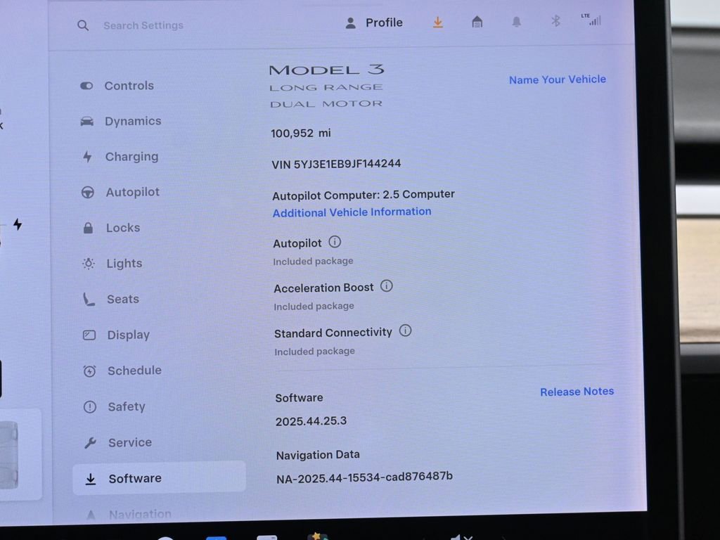Used 2018 Tesla Model 3 Long Range image 29