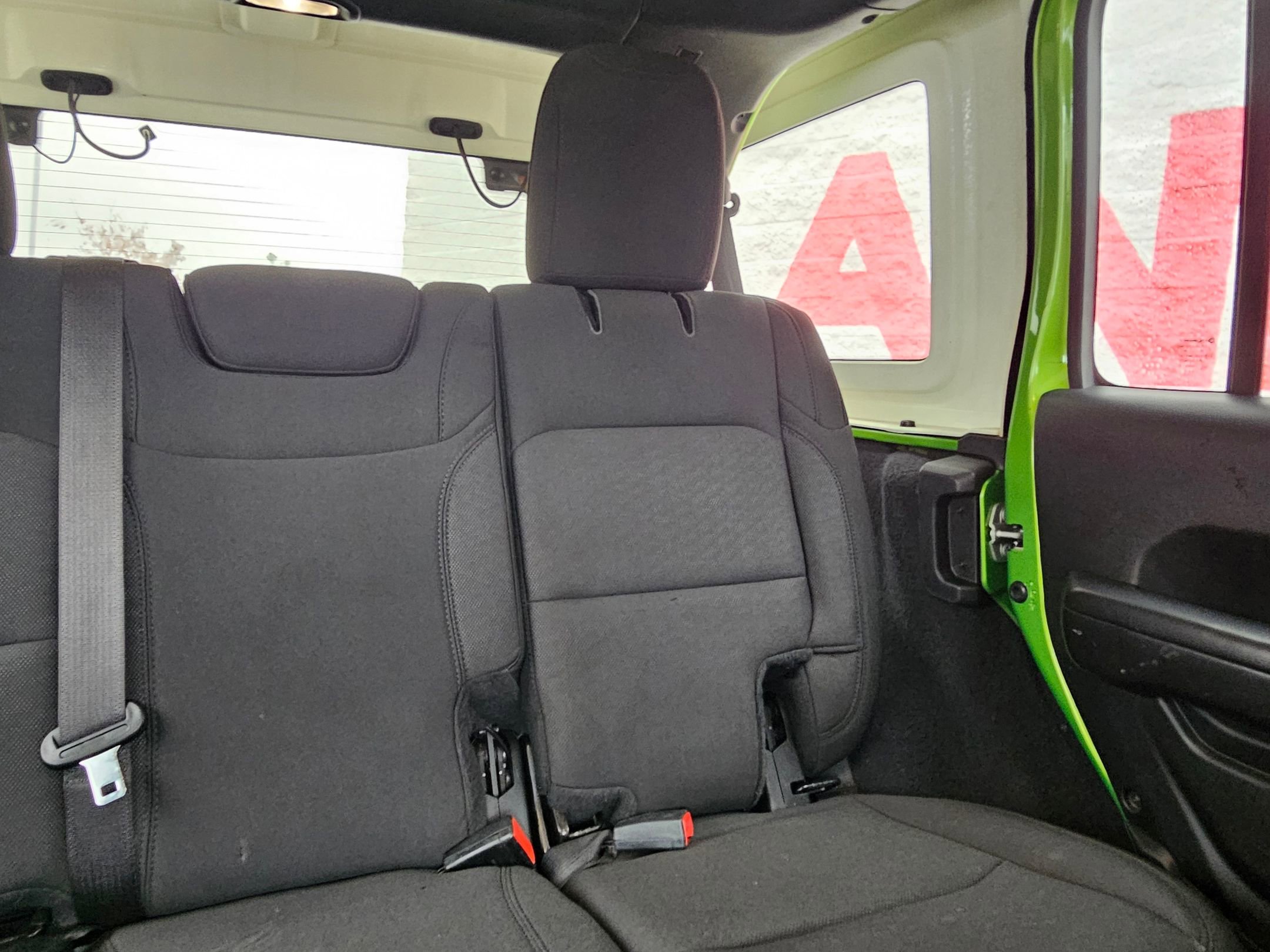 Used 2019 Jeep Wrangler Unlimited Sport S image 27