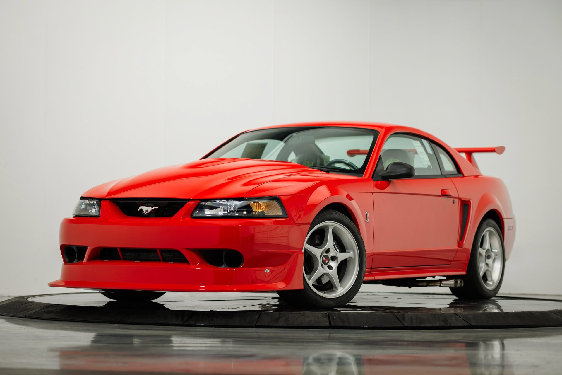 Used 2000 Ford Mustang Cobra RWD image 24