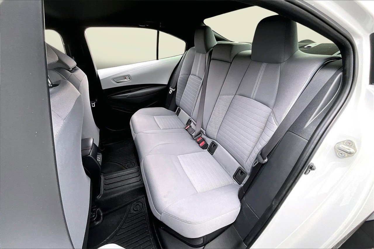 Used 2024 Toyota Corolla LE image 20
