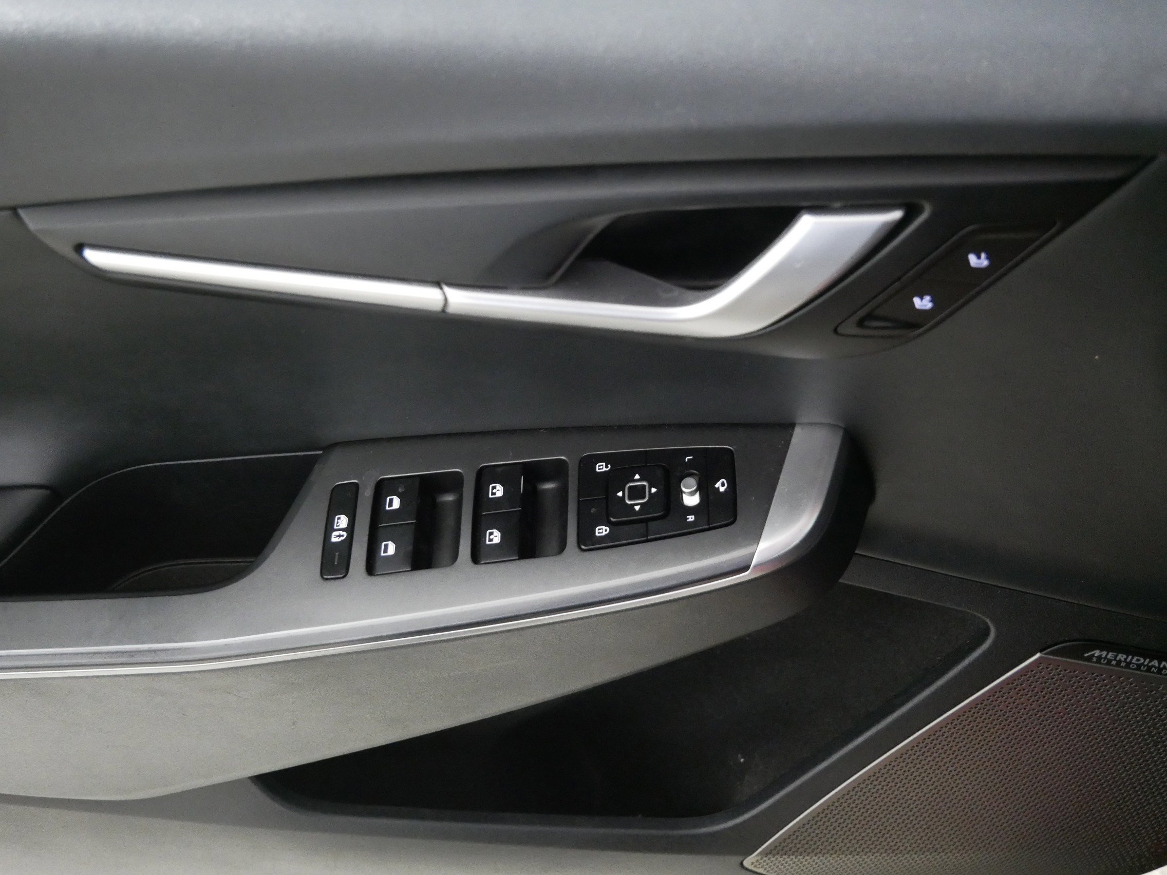 Used 2022 Kia EV6 Wind w/ Wind Technology Package image 19