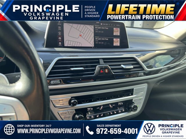 Used 2021 BMW 740i w/ Premium Package RWD image 19