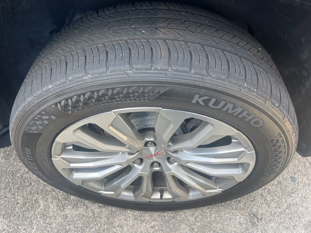Used 2023 GMC Yukon Denali RWD image 4