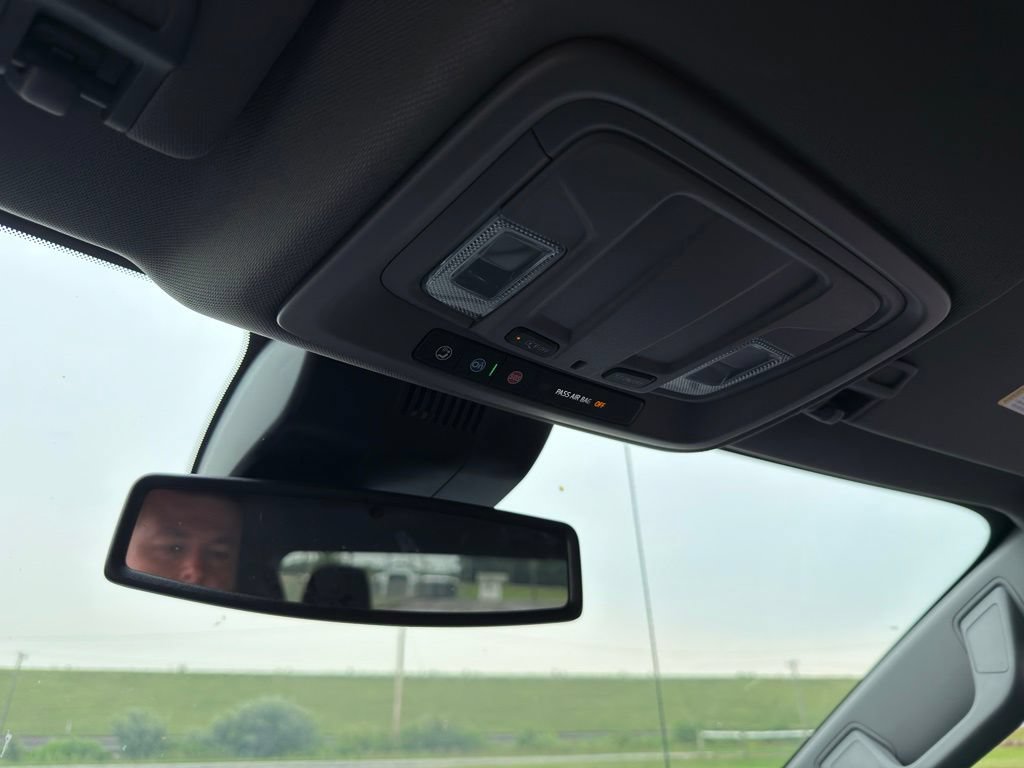 Used 2025 GMC Sierra 1500 SLT AWD/4WD image 46
