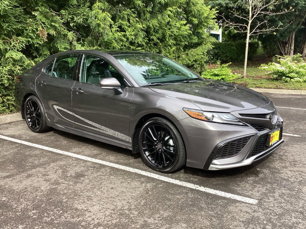 Used 2024 Toyota Camry XSE w/ Navigation Package FWD image 10