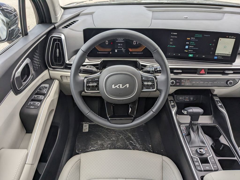 Certified 2025 Kia Sorento S AWD/4WD image 20