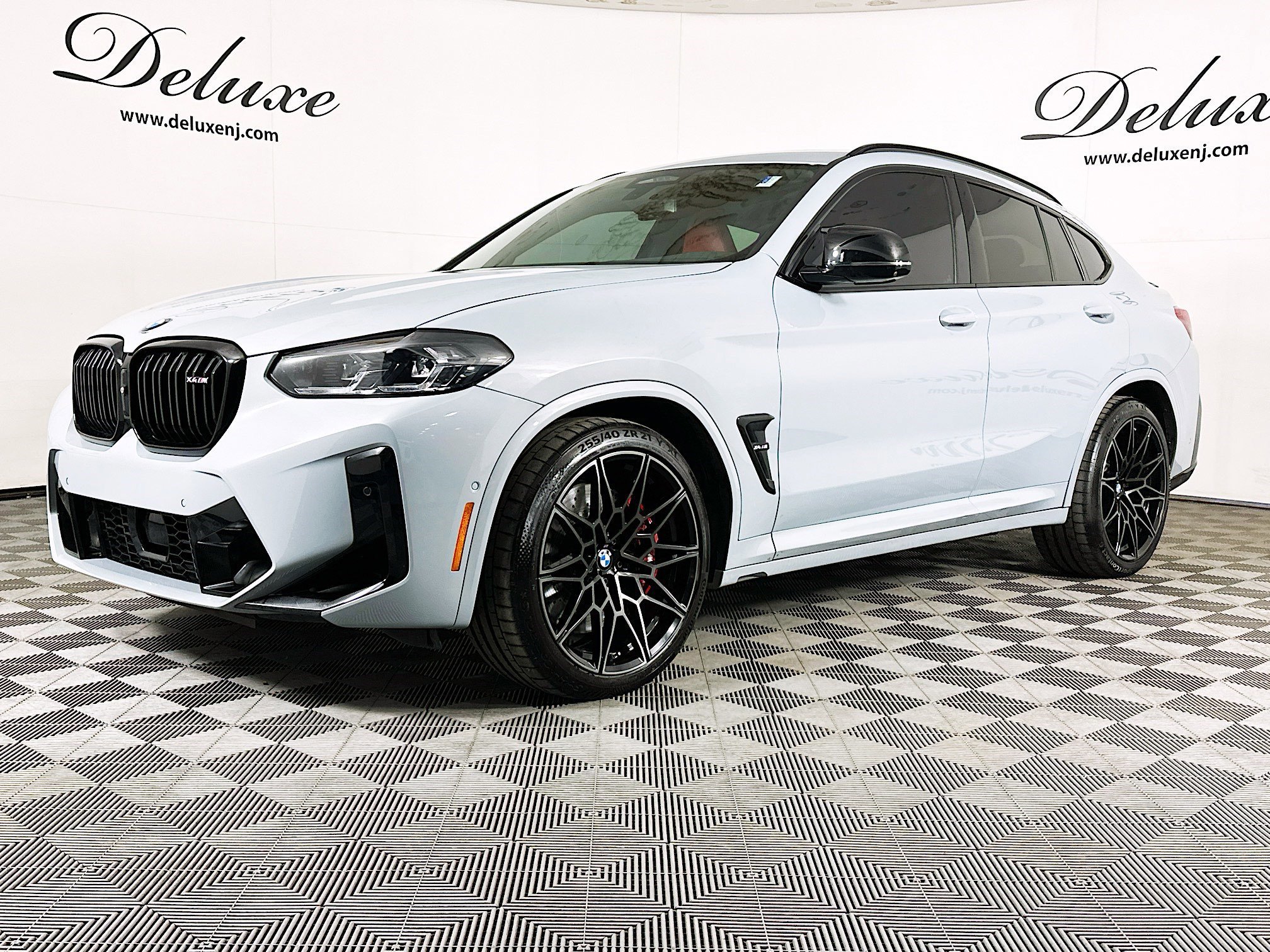 Used 2023 BMW X4 M w/ Competition Package AWD/4WD image 3