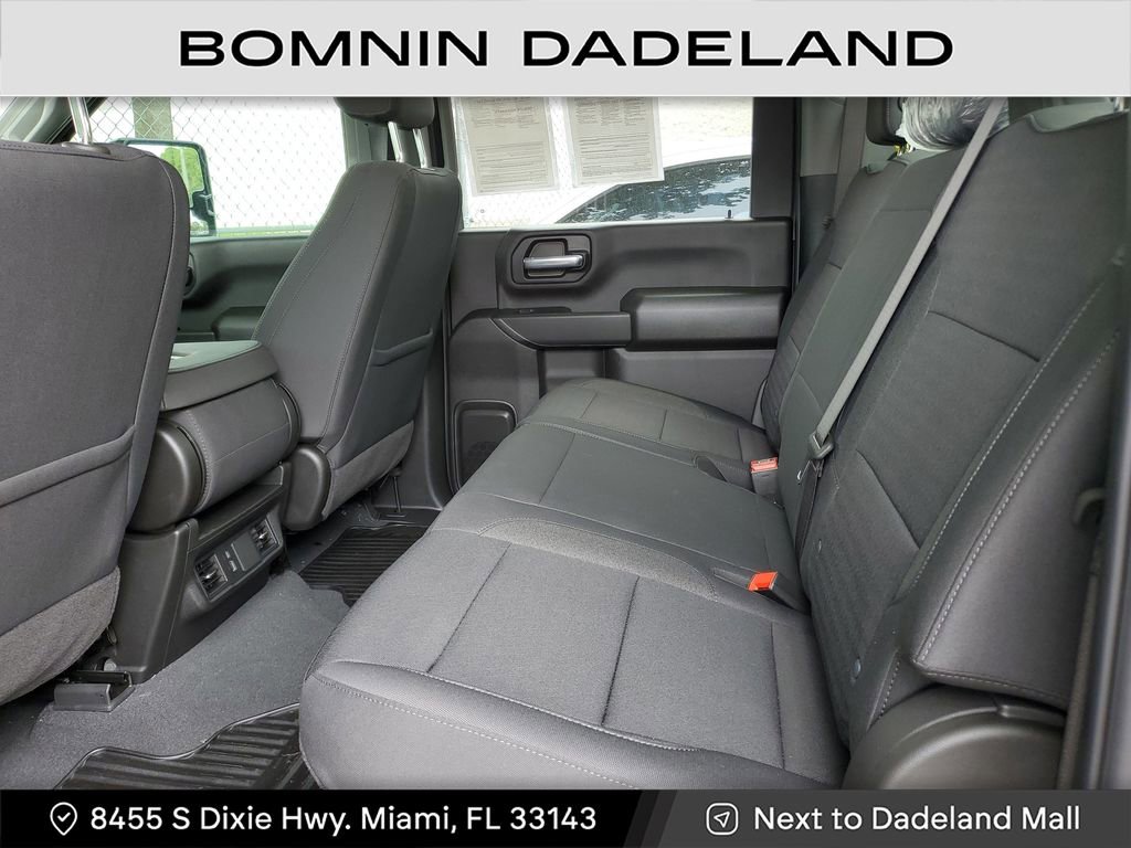 Used 2025 Chevrolet Silverado 2500 Custom w/ Custom Value Package image 11
