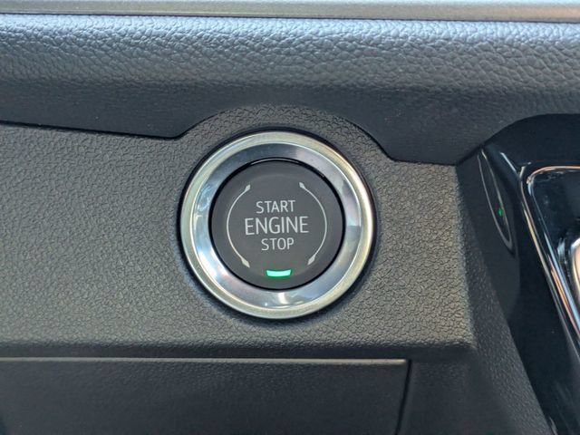 New 2026 Chevrolet Traverse LT w/ Midnight/Sport Edition FWD image 23