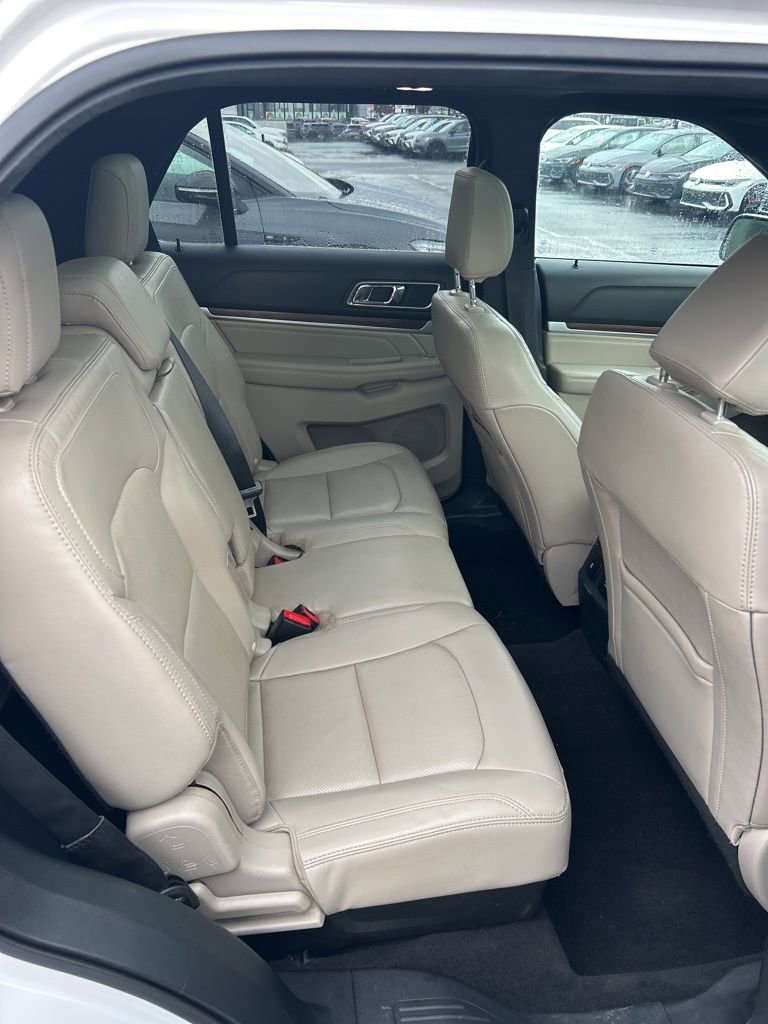 Used 2018 Ford Explorer Limited w/ Equipment Group 301A image 36