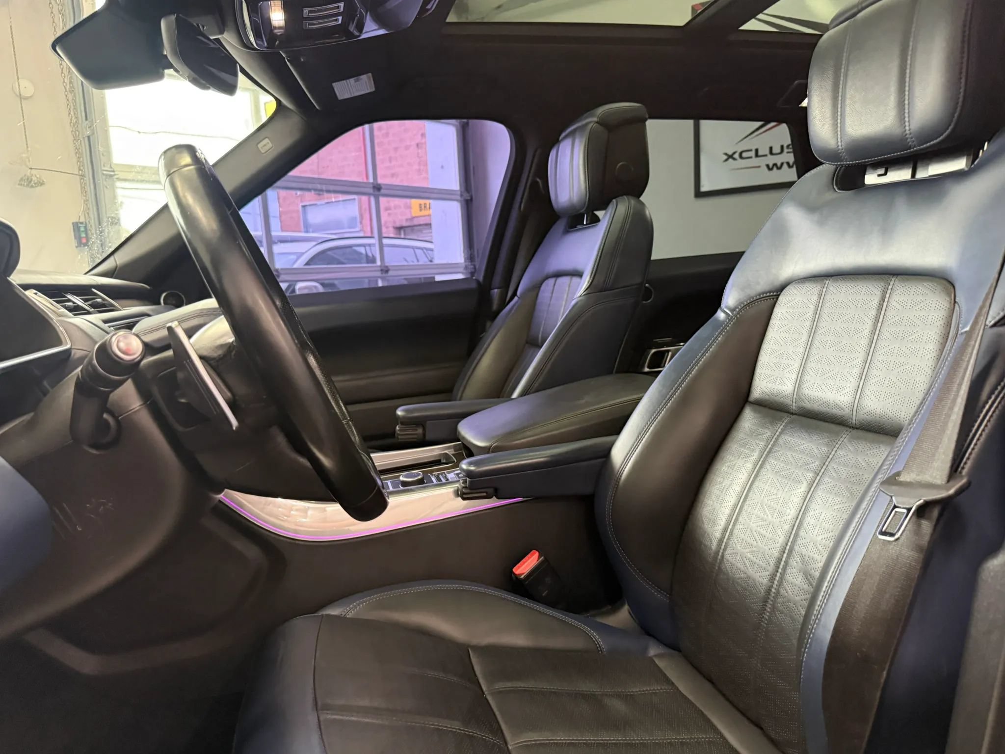 Used 2019 Land Rover Range Rover Sport HSE Dynamic AWD/4WD image 8