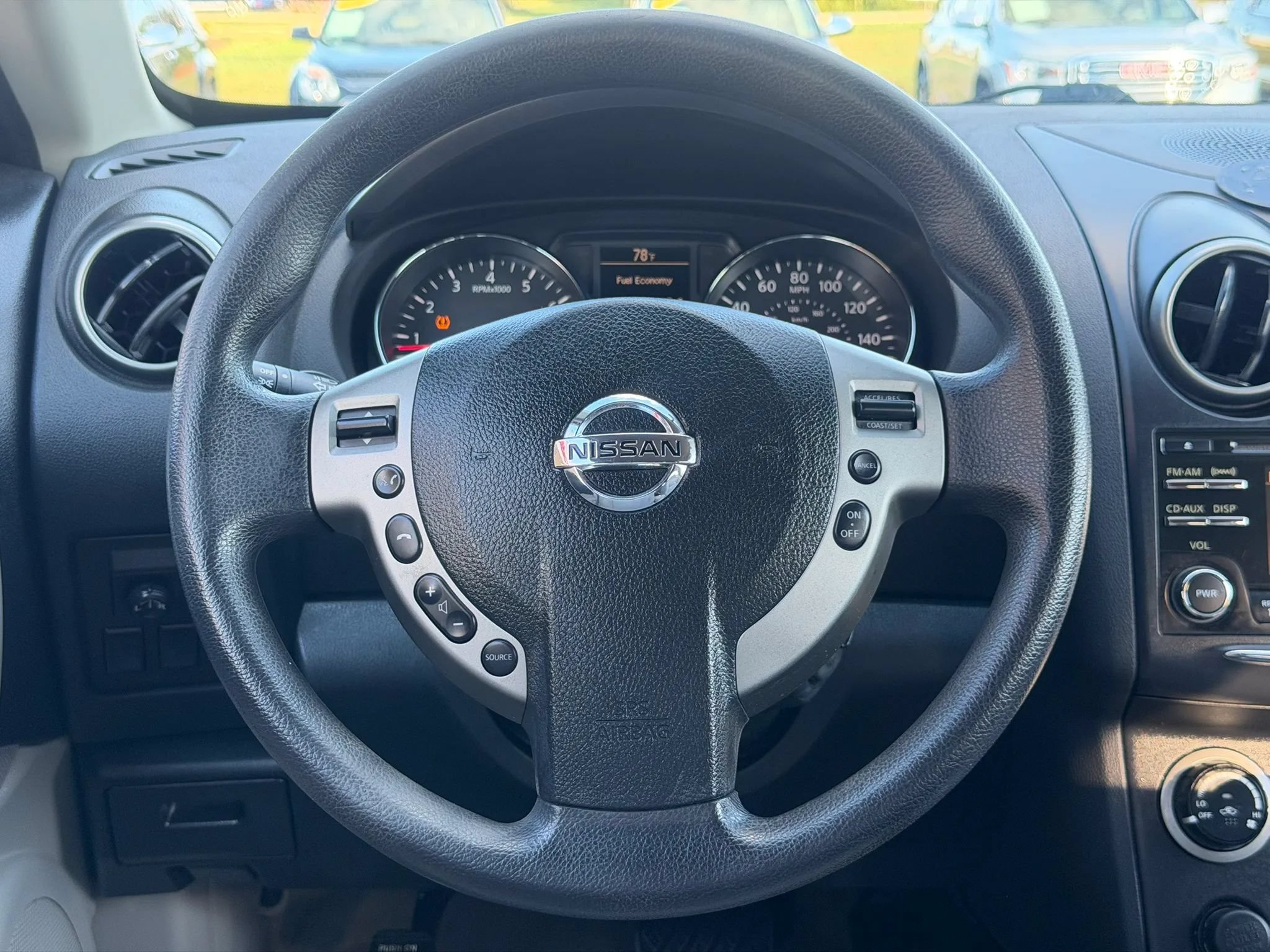 Used 2013 Nissan Rogue SV FWD image 11