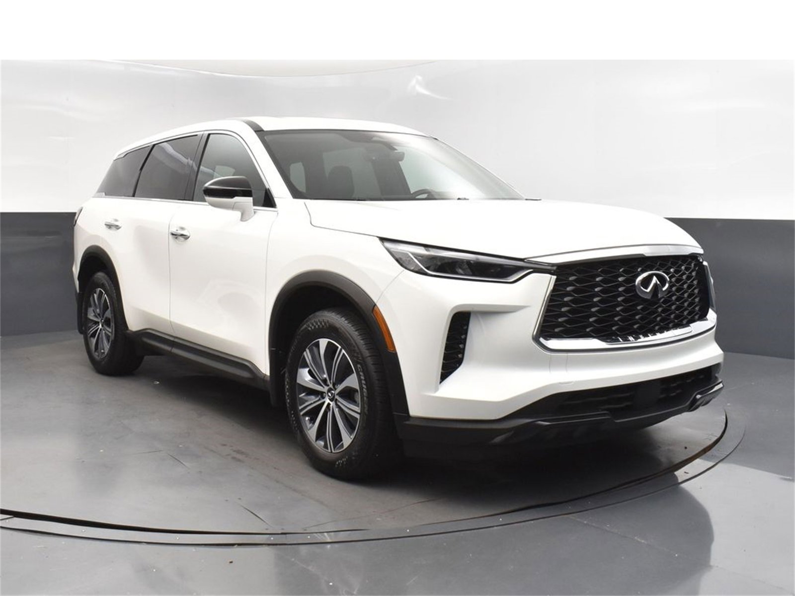 Certified 2025 INFINITI QX60 Pure image 9