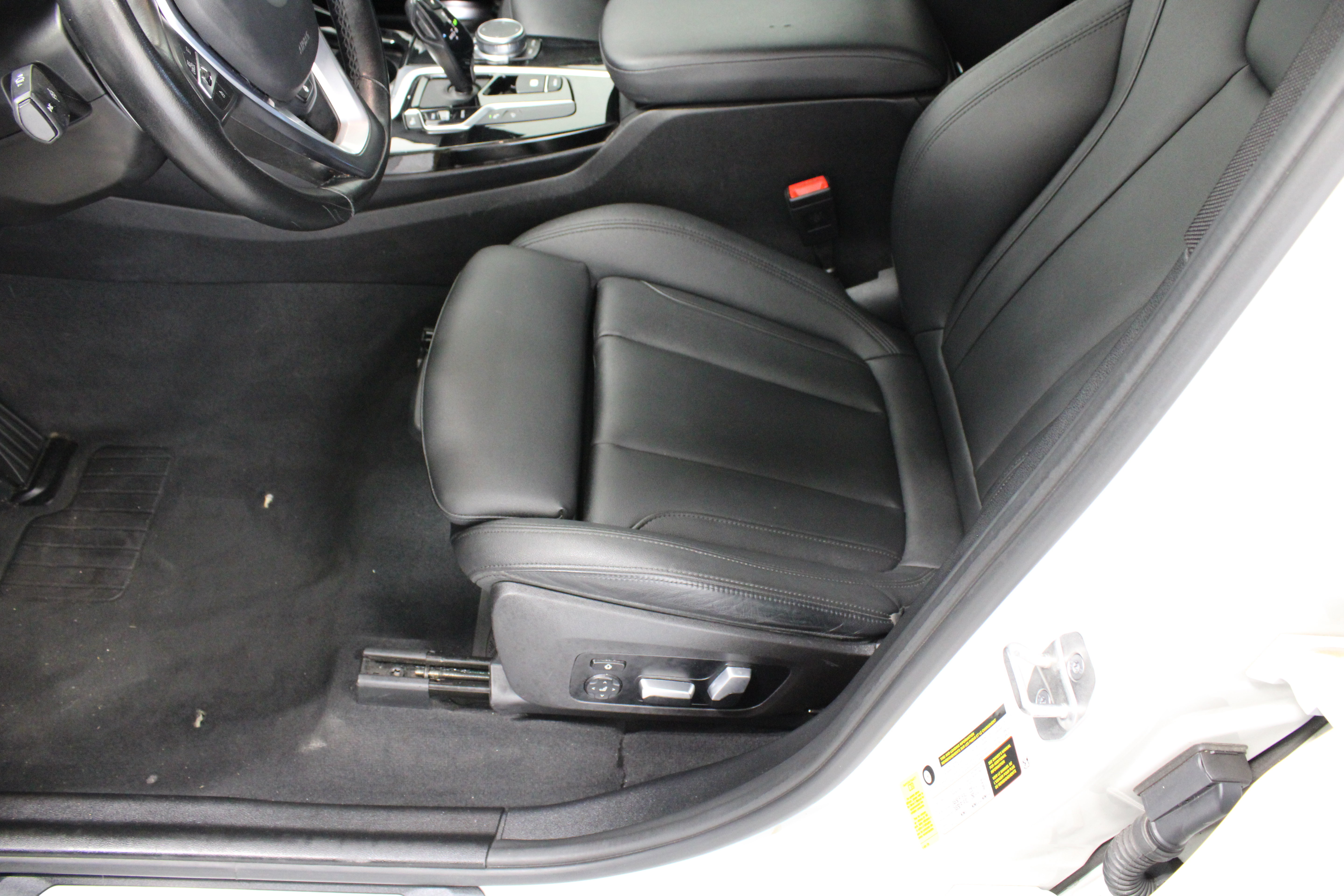 Used 2021 BMW X3 sDrive30i w/ Convenience Package RWD image 15