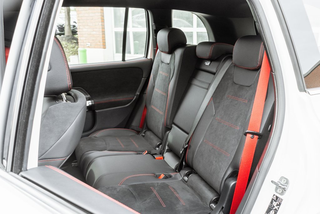 Used 2023 Mercedes-Benz GLB 35 AMG GLB 35 AMGﾮ w/ Premium Package image 24