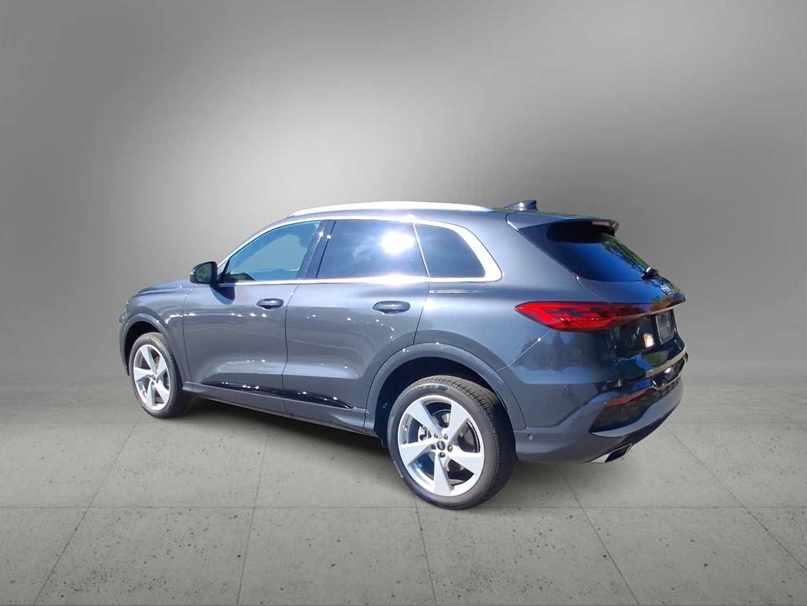 Certified 2025 Audi Q5 Premium w/ Premium Plus AWD/4WD image 6
