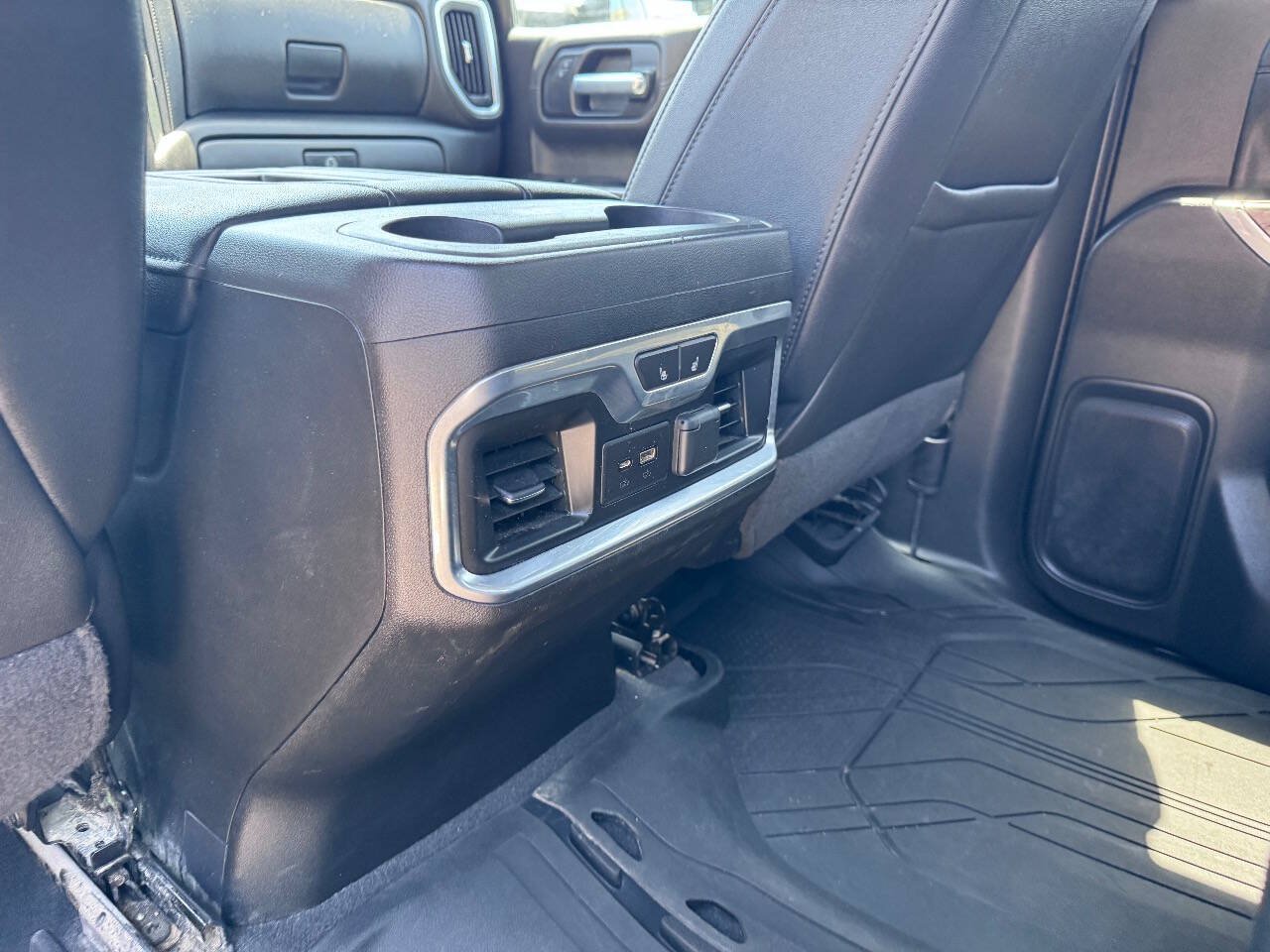 Used 2021 Chevrolet Silverado 1500 LTZ w/ Technology Package AWD/4WD image 14