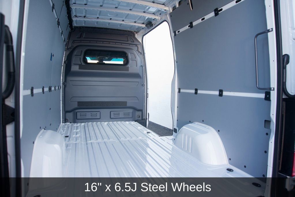 Used 2025 Mercedes-Benz Sprinter 2500 image 41