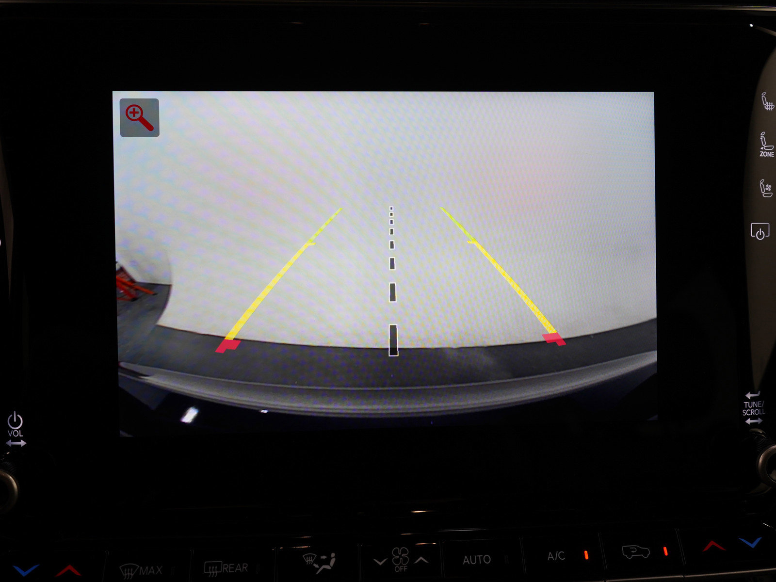 Used 2024 Jeep Wagoneer L Series II w/ Flexible Seating Group image 24